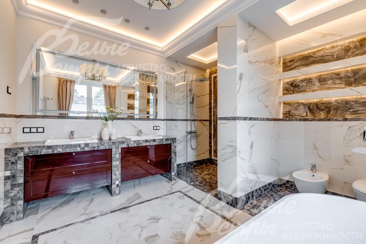 Санузел при мастер-спальне