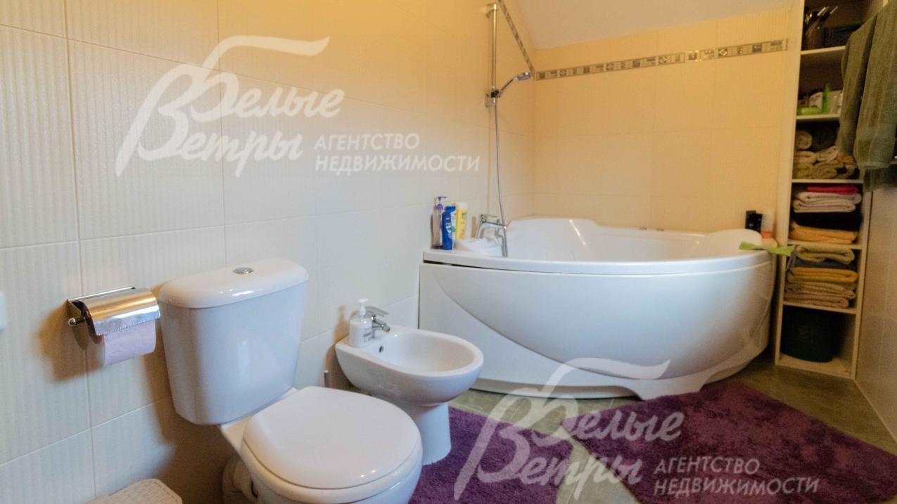 Санузел с ванной-душевой на втором этаже 8 кв.м