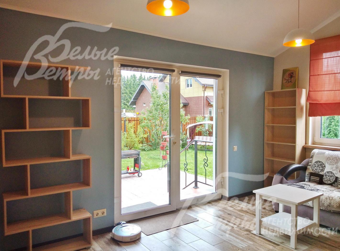 Выход на внутреннюю часть участка