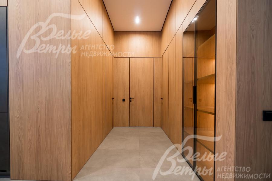 В доме много зон для хранения вещей