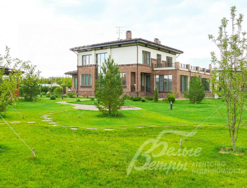 Участок 36 соток с ландшафтным дизайном и разведенным по участку автополивом