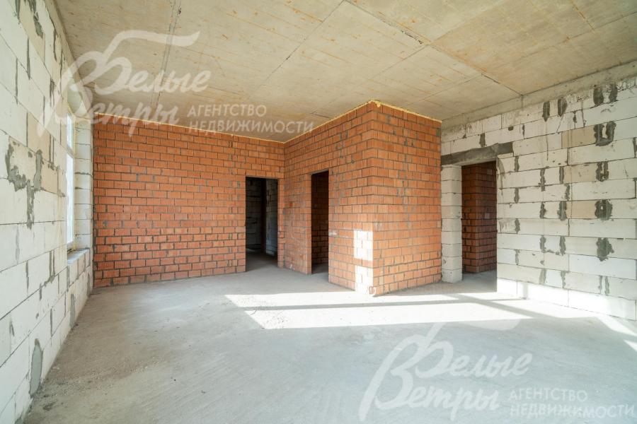 Дом подготовлен к внутренней отделке: возведены все стены и перегородки