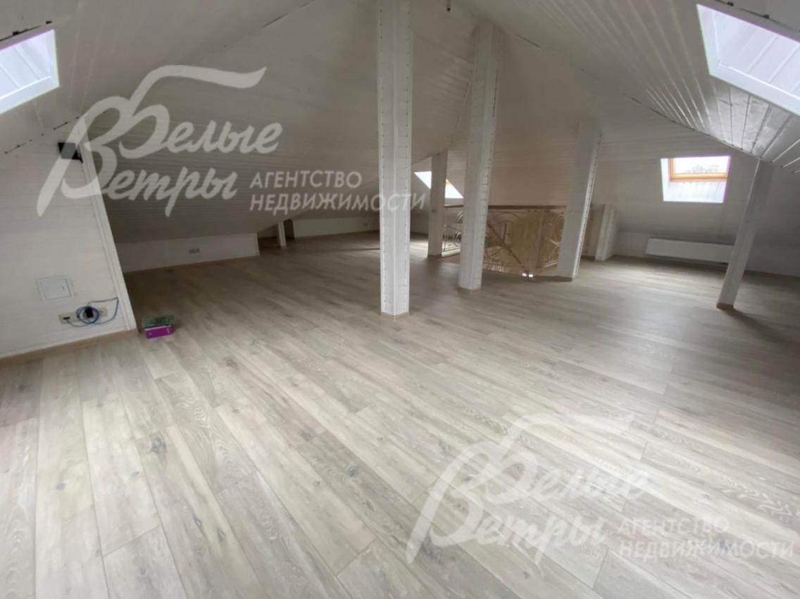 На мансарде помещение свободного назначения 90 кв.м