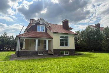 Дом, Величъ (д. Супонево ), 513&nbsp;кв.м