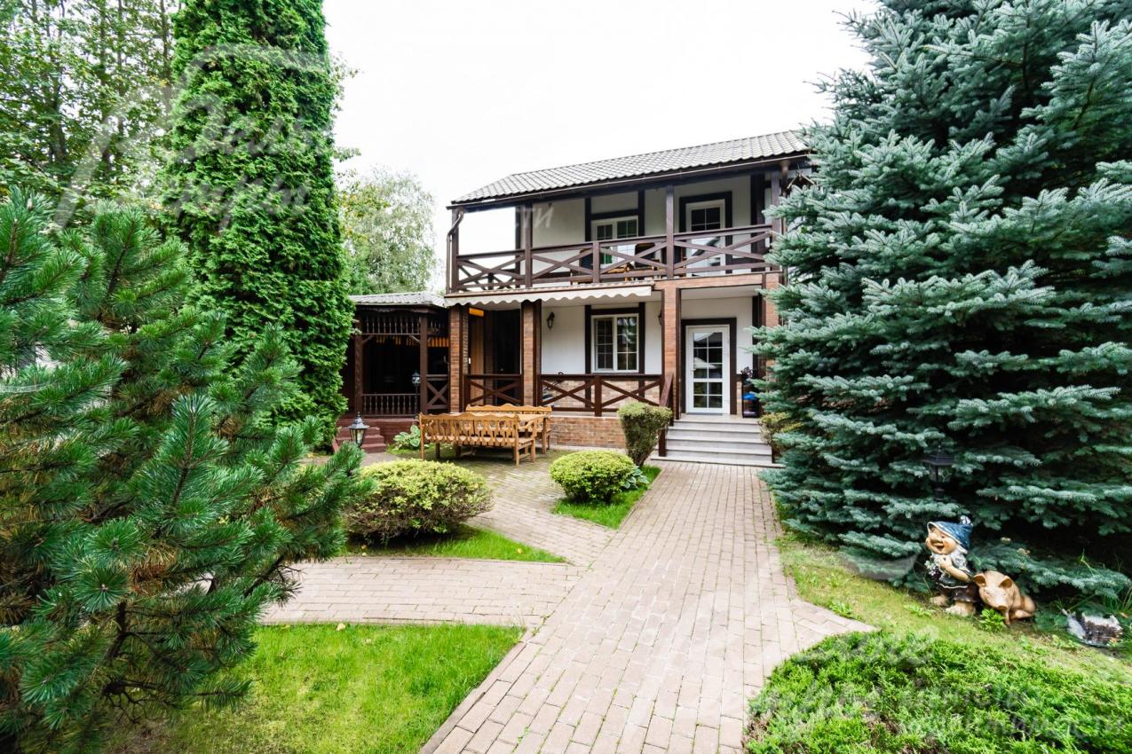 Гостевой дом 80 кв.м с пристроенной беседкой-террасой 40 кв.м