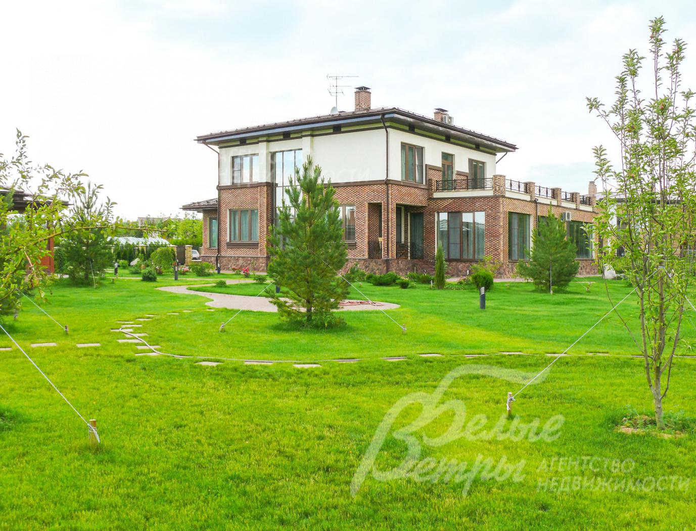 Участок 36 соток с ландшафтным дизайном и разведенным по участку автополивом