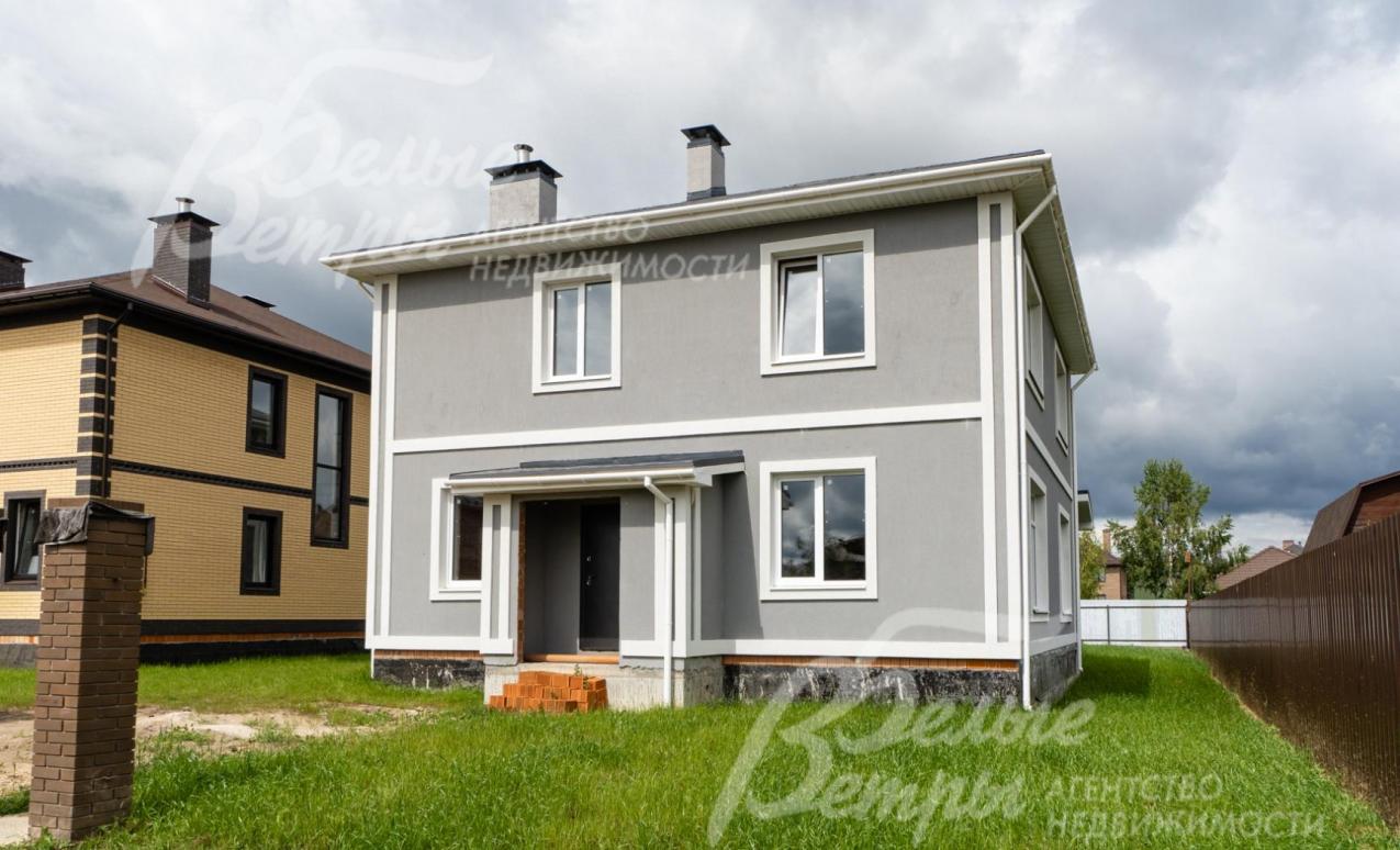 Коттедж расположен на участке 6 соток