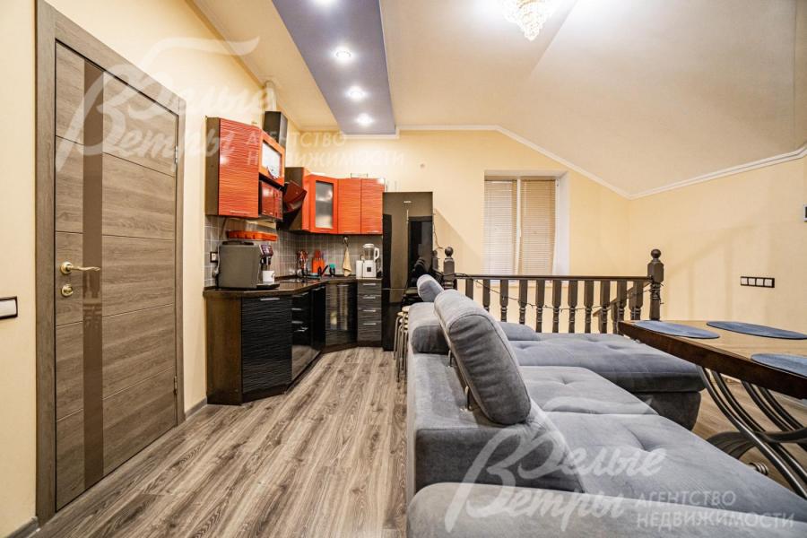 Кухня-столовая 15.4 кв.м