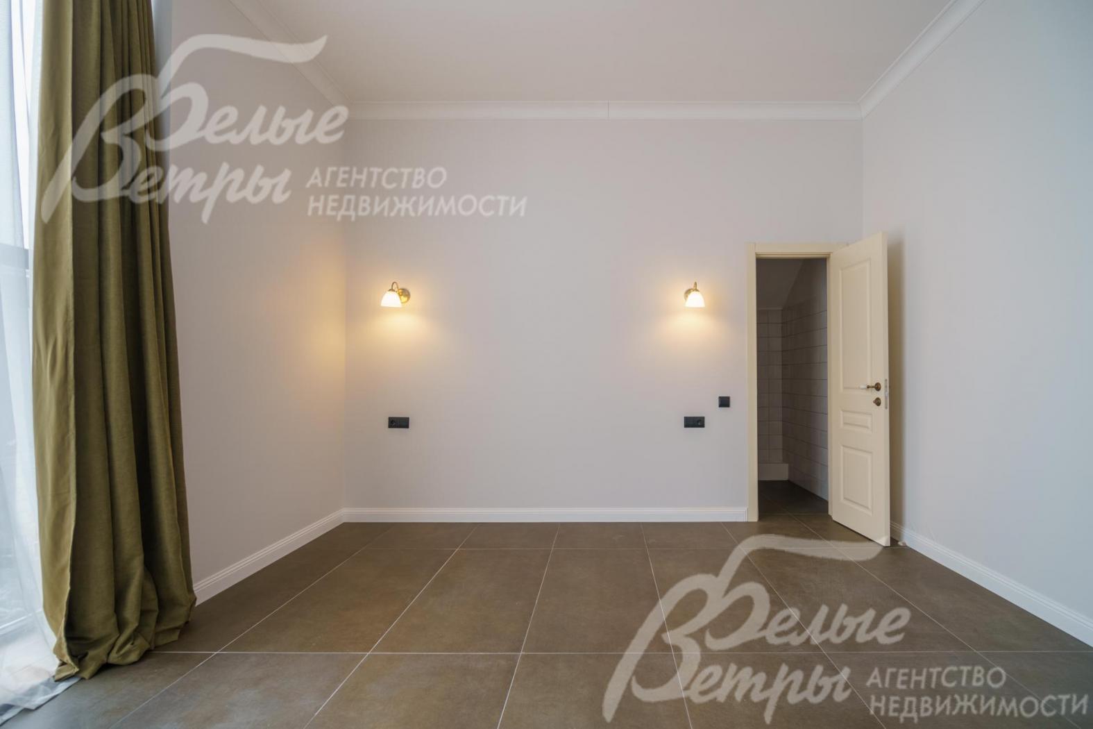 Выполнена финишная внутренняя отделка из европейских материалов.