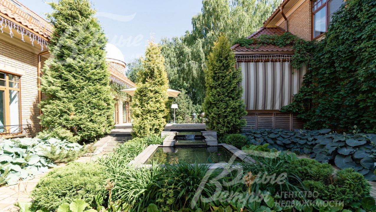 Каскадный переливной фонтан 