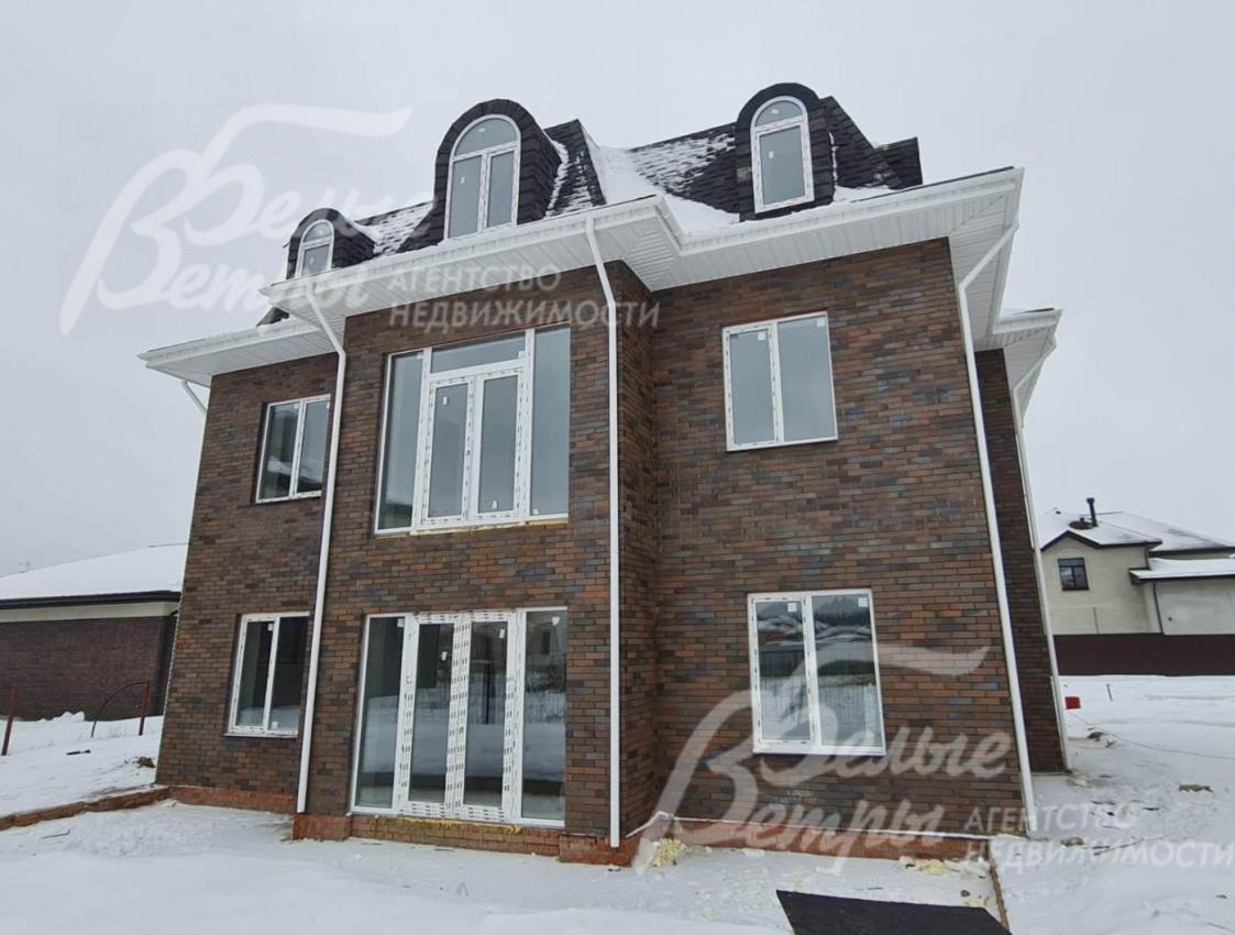 Дом 258 кв.м под отделку на участке 5.3 сот. в поселке Певчее