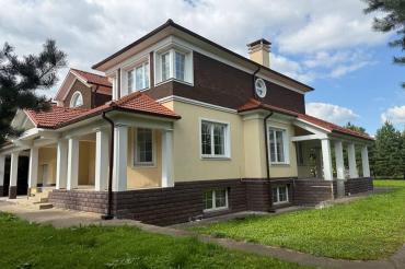 Дом, Величъ (д. Супонево ), 513&nbsp;кв.м