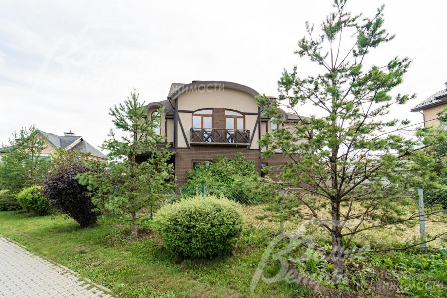 Коттедж под отделку на участке площадью 12 соток в обжитом коттеджном поселке Антоновка