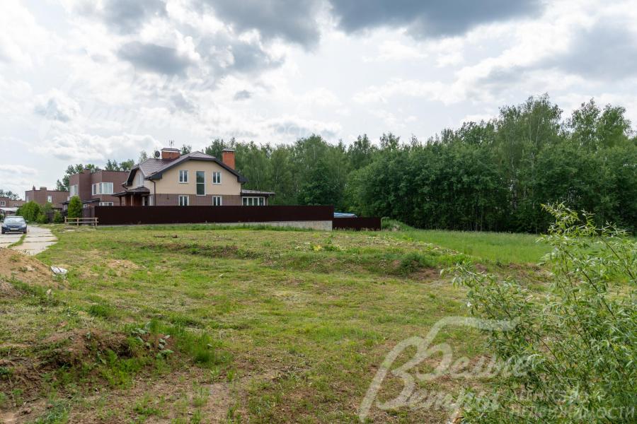 Есть возможность разделить на несколько участков под застройку