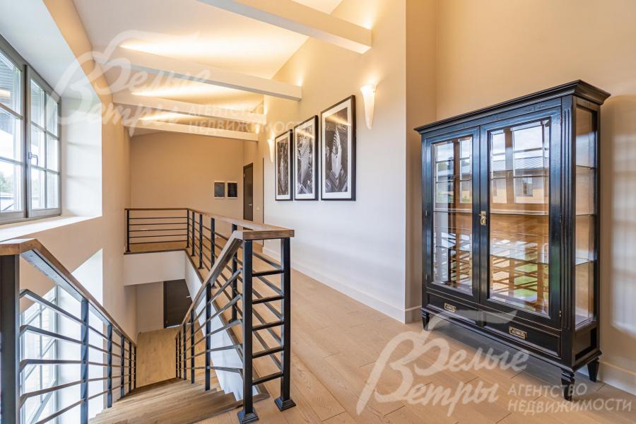 Коридор 2-го этажа