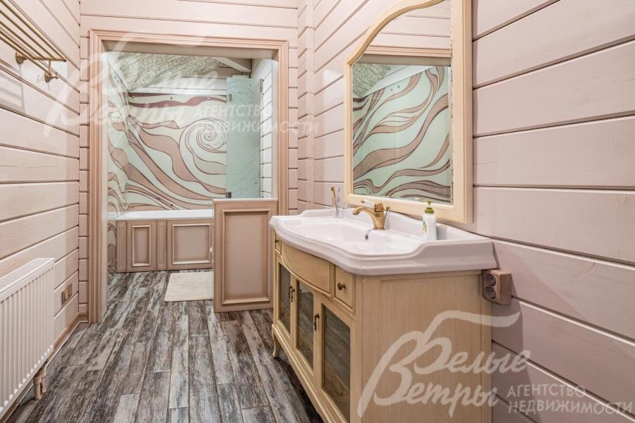 Санузел с ванной на втором этаже