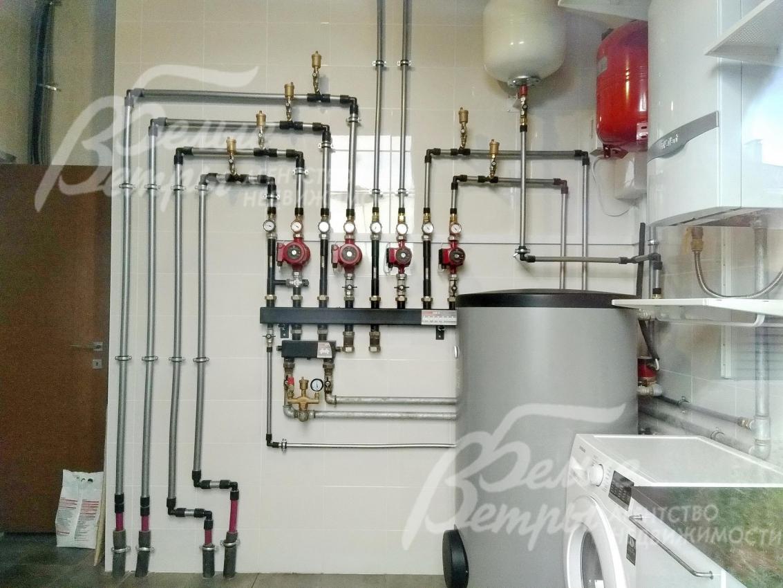 Газовый котел Vaillant коксиальный 34 квт VUint1v 346/5-5R4