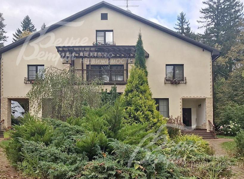 Дом в аренду на лесном участке