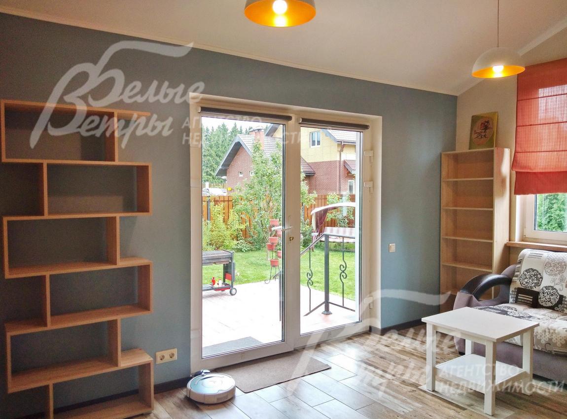 Выход на внутреннюю часть участка