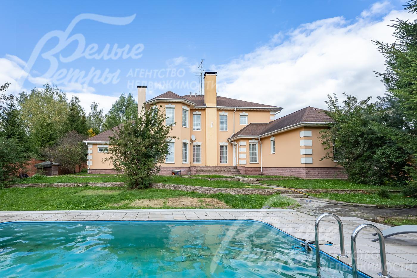 Дом 370 кв.м с гаражом и бассейном в КП Пушкино Поле 