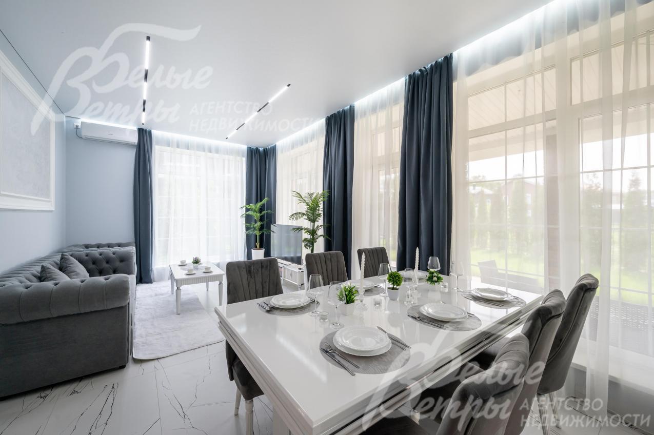 Гостиная-столовая 28 кв.м 