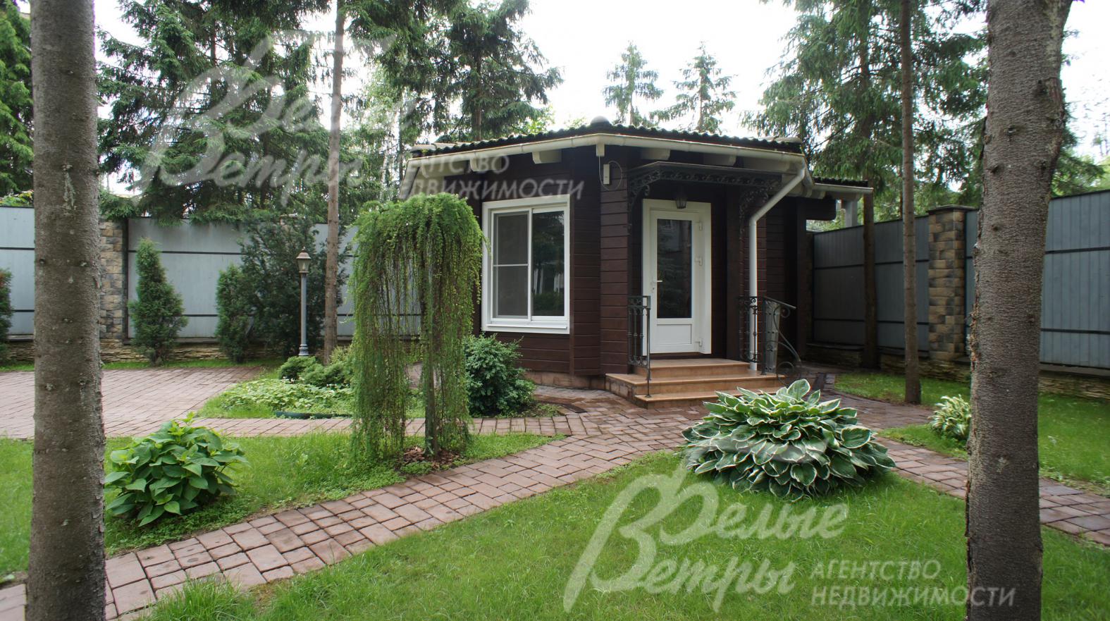 Беседка-барбекю на участке