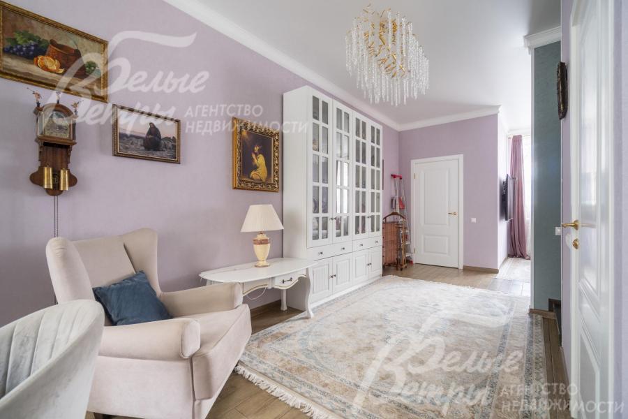 Холл 1-го этажа 9 кв.м