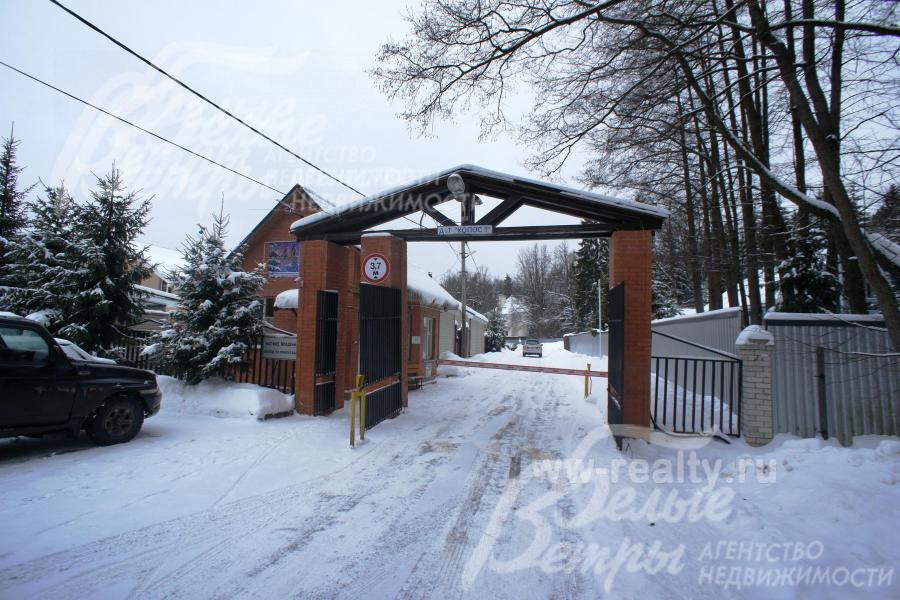 Въезд в КП Колос на Киевском шоссе