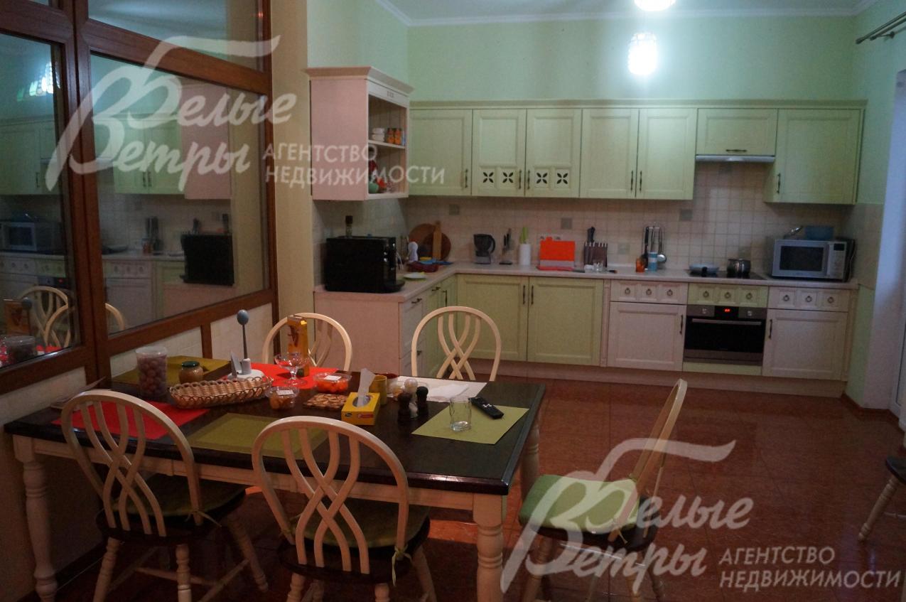 Кухня оснащена всей необходимой техникой