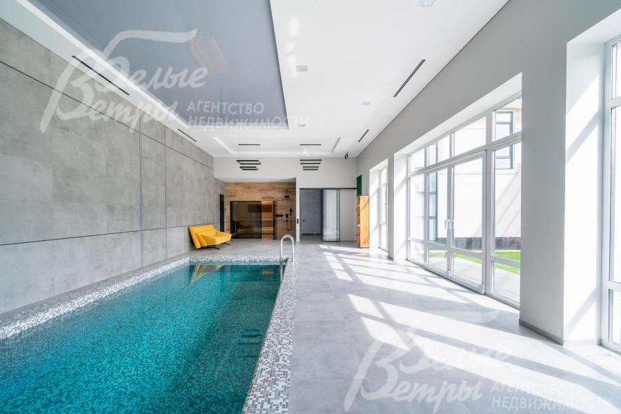 Большой бассейн, чаша 3×8 м, глубина до 1,8 м