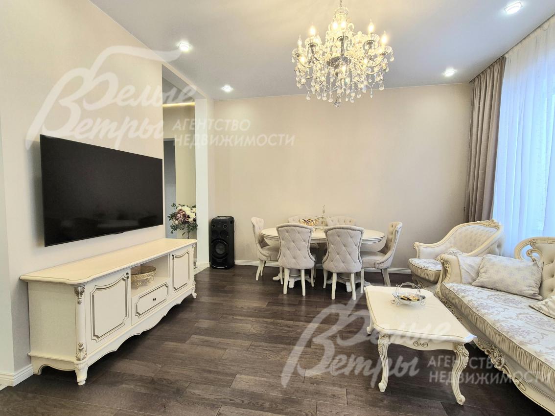 В доме новая мебель и техника