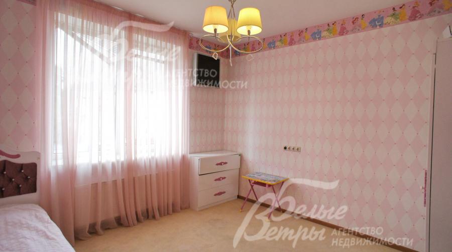 На 2-ом этаже две детские спальни 16 и 15 кв.м