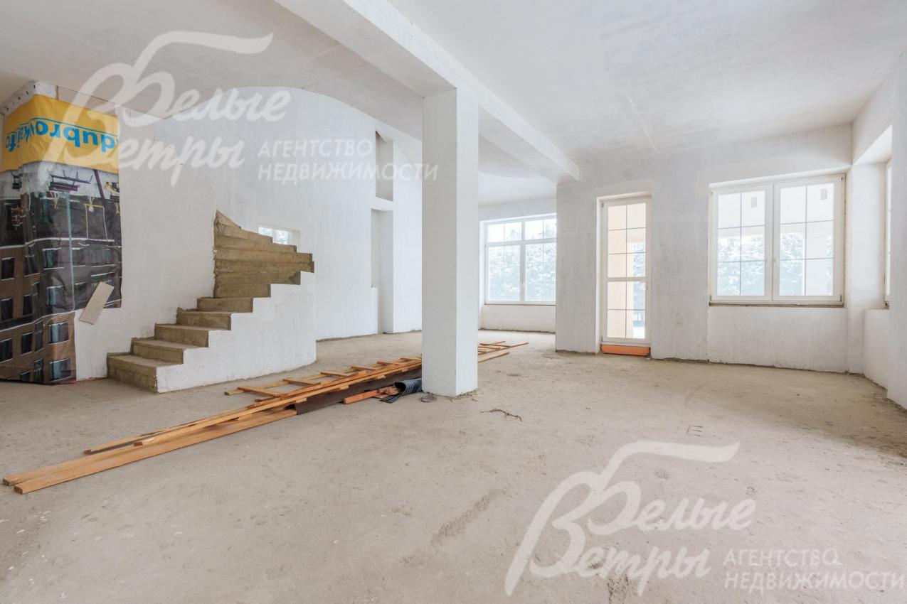 Стены оштукатурены