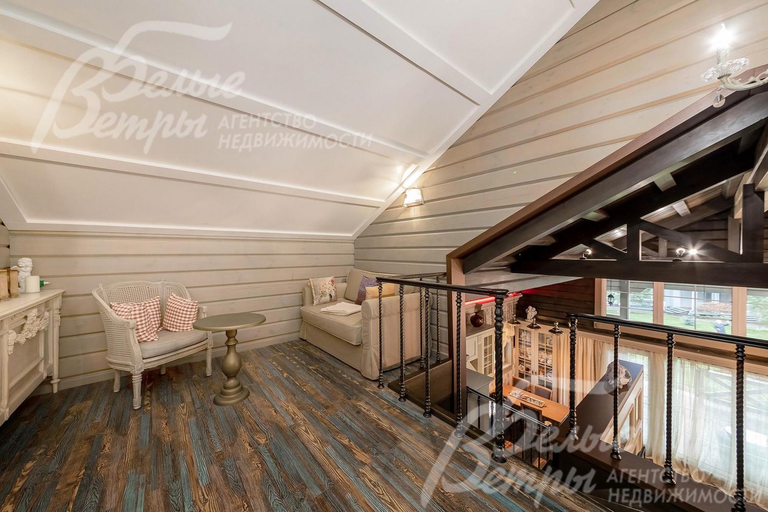 Холл-галерея