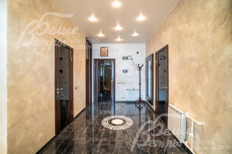 Холл второго этажа