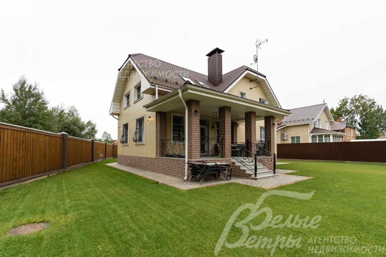 Дом с новой отделкой и эксклюзивной мебелью