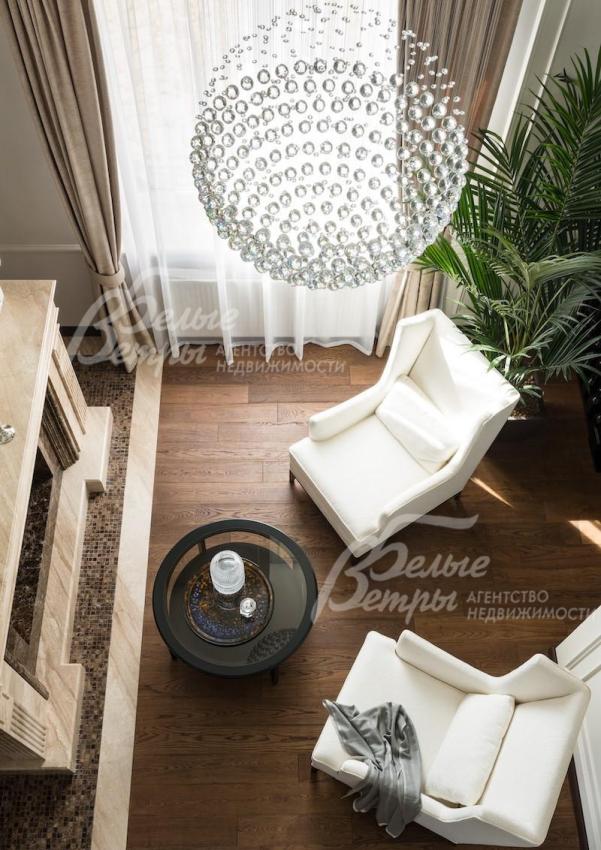 Второй свет над каминной