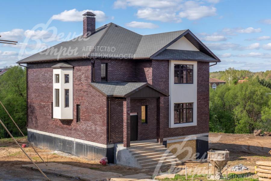 Дом 340 кв.м. под отделку в коттеджном поселке Ильичевка