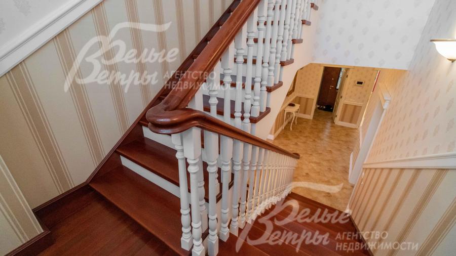 Перила и поручни из дерева