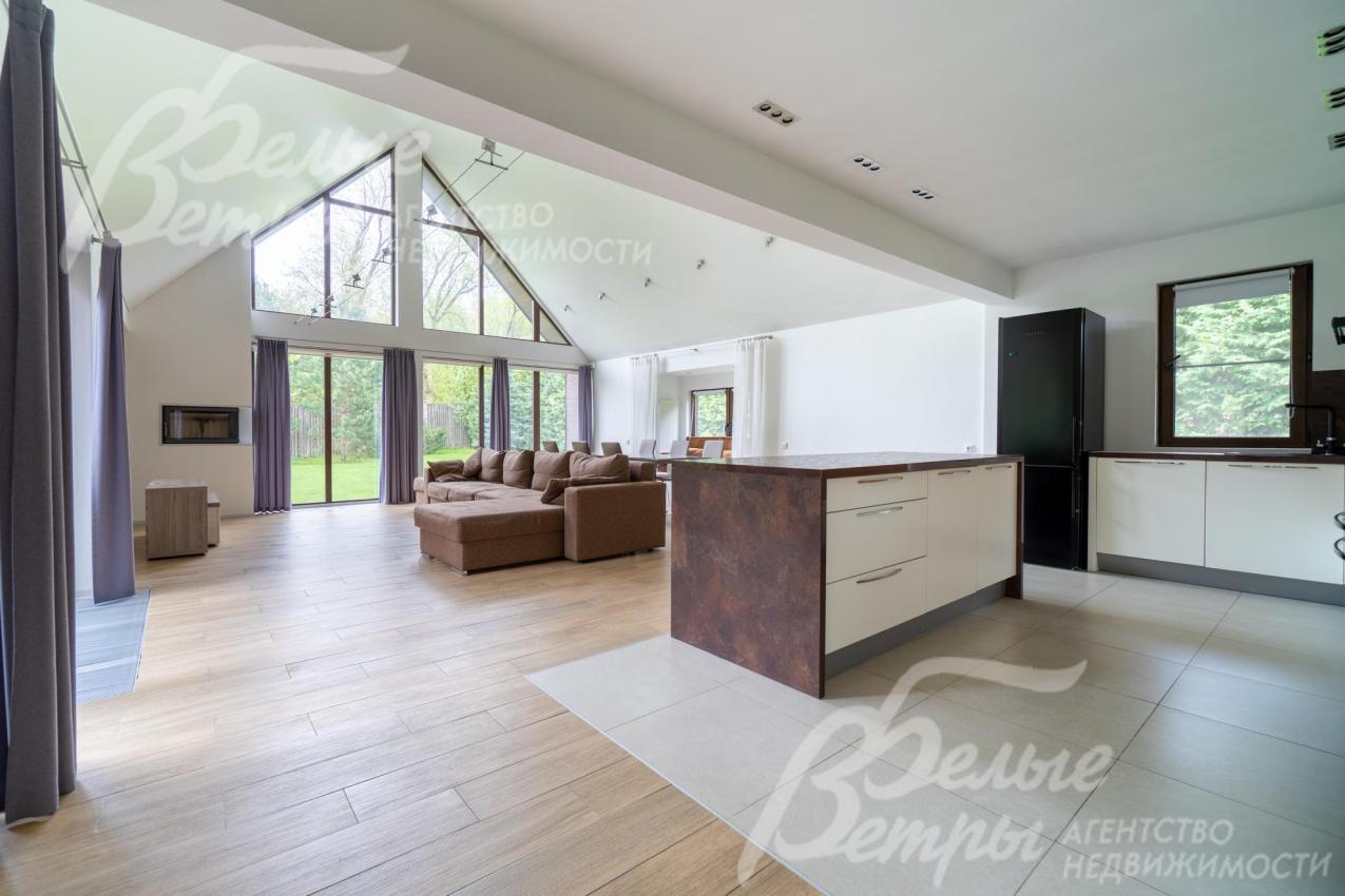 Кухня-гостиная площадью более 60 кв.м