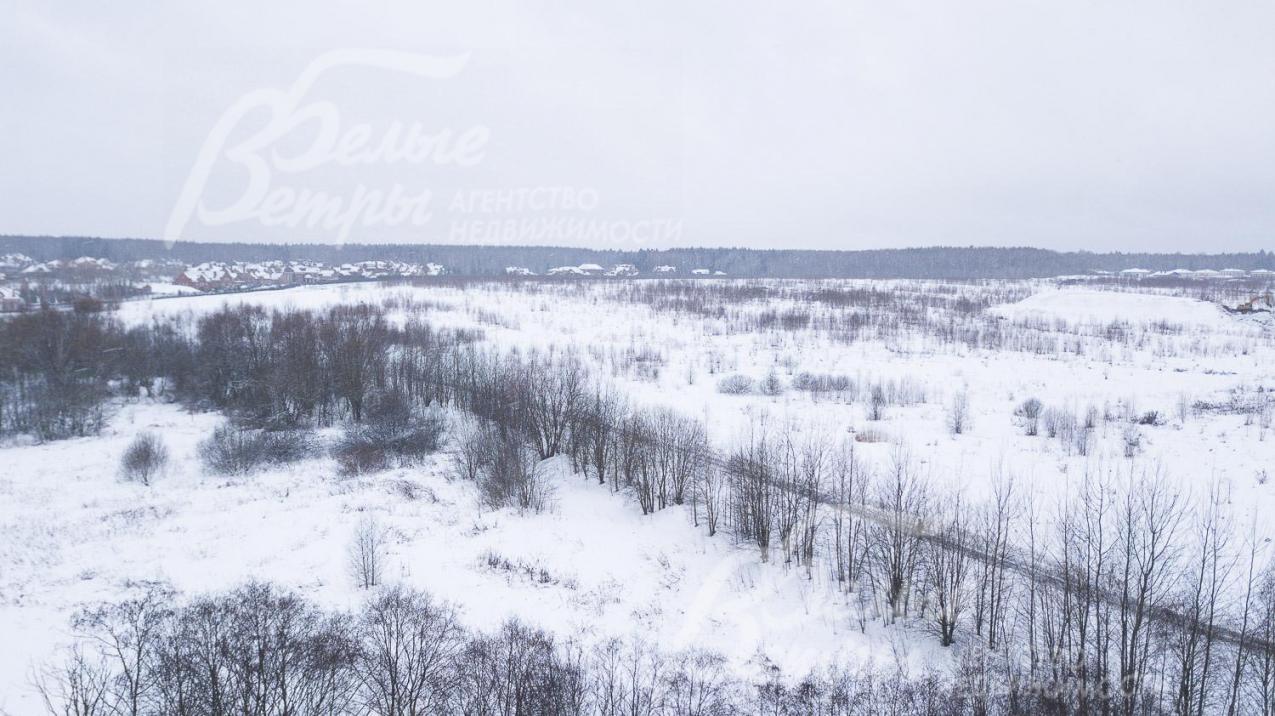 Просторный участок 15,32 соток у берега реки в камерном коттеджном посёлке с великолепной транспортной доступностью