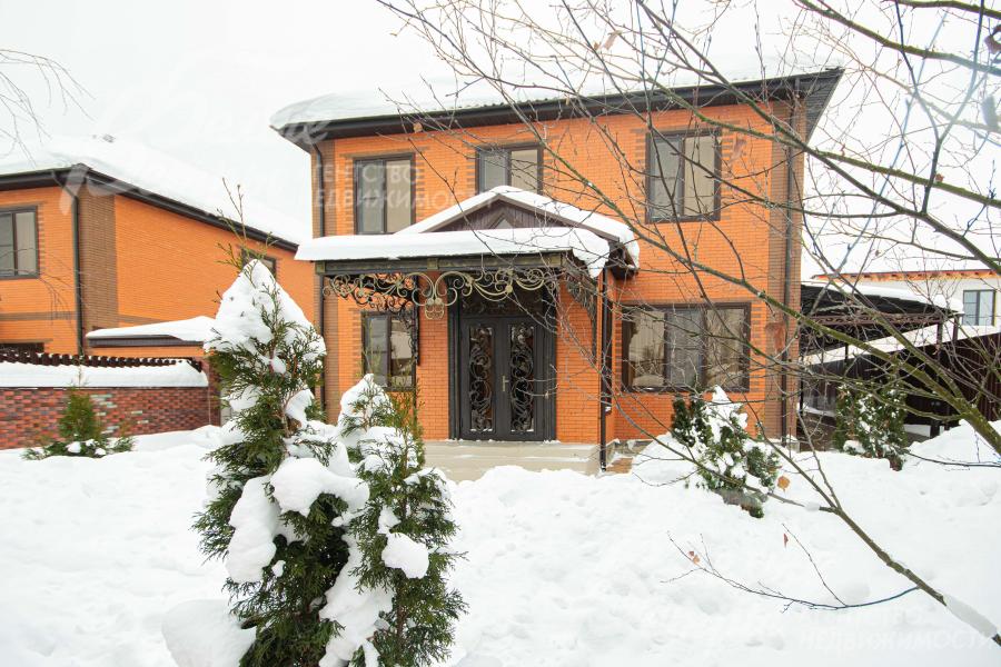 Новый дом 250 кв.м на участке 7.5 соток