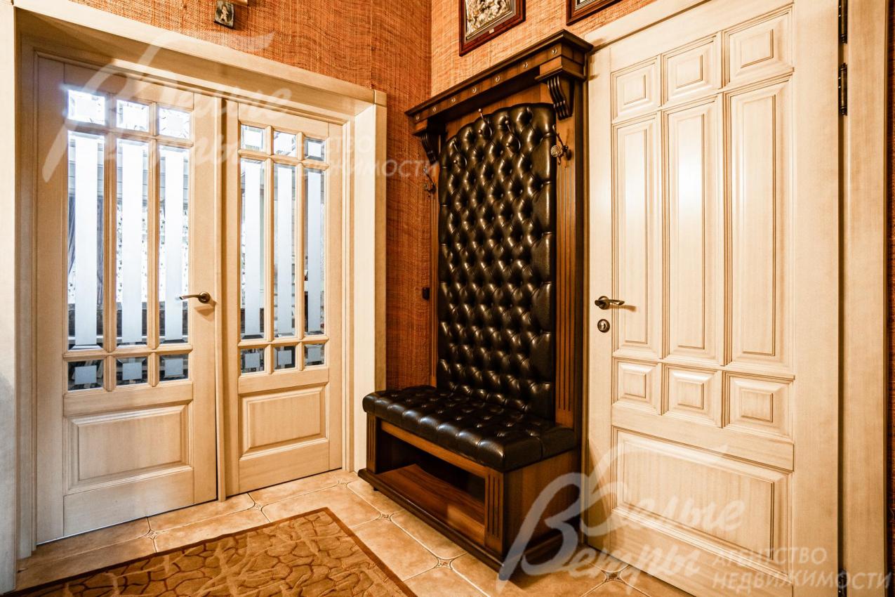 Холл-прихожая