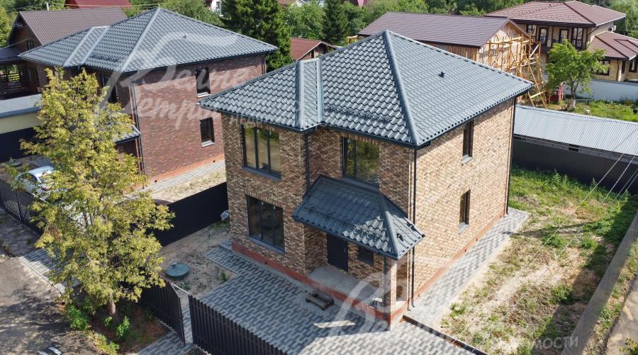 Дом 138 кв.м из элитного кирпича под отделку