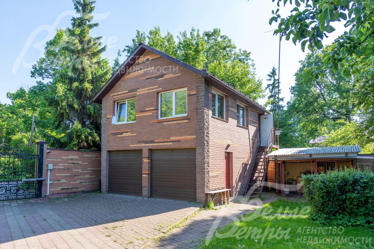 Гараж на 2 авто с помещением для охраны или персонала 120 кв.м