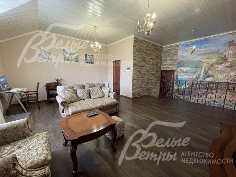 Зона гостиной на 2ом этаже