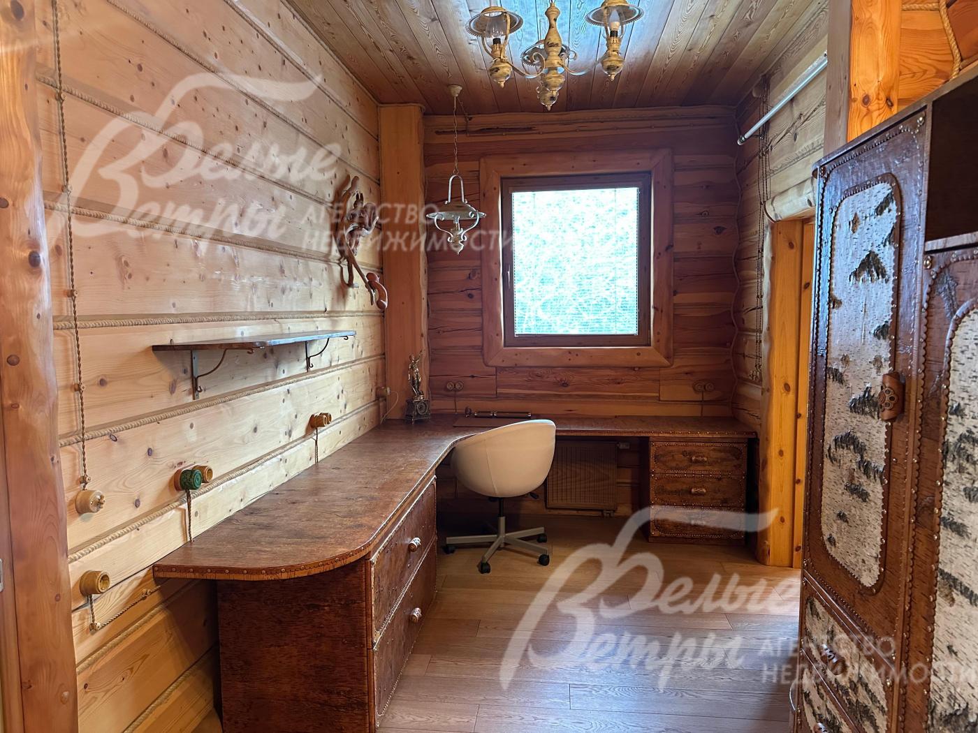 Кабинет при спальне 