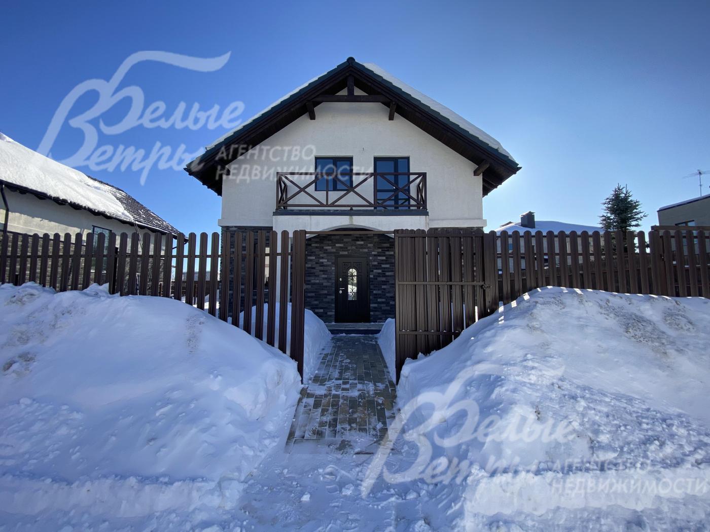 Фасад выполнен из термопанелей с клинкерной плиткой и штукатурка 