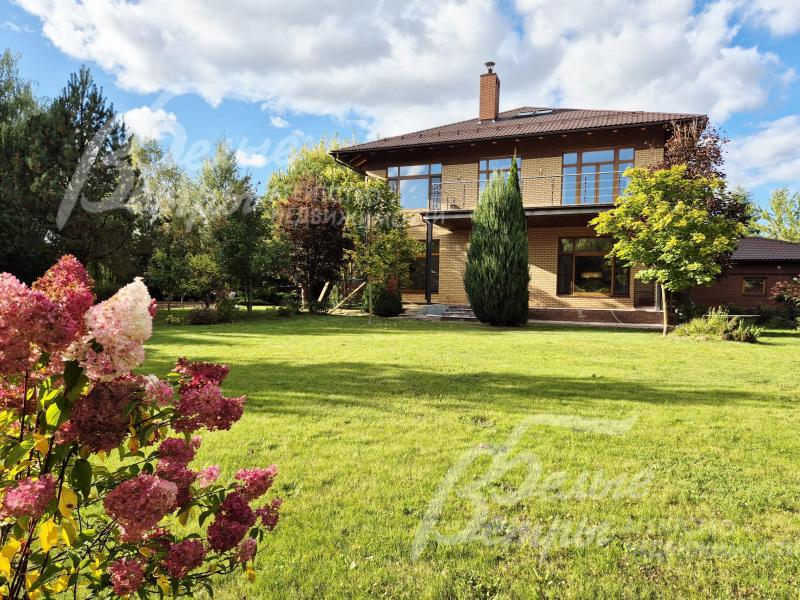 Дом на шикарном участке 29 соток. 