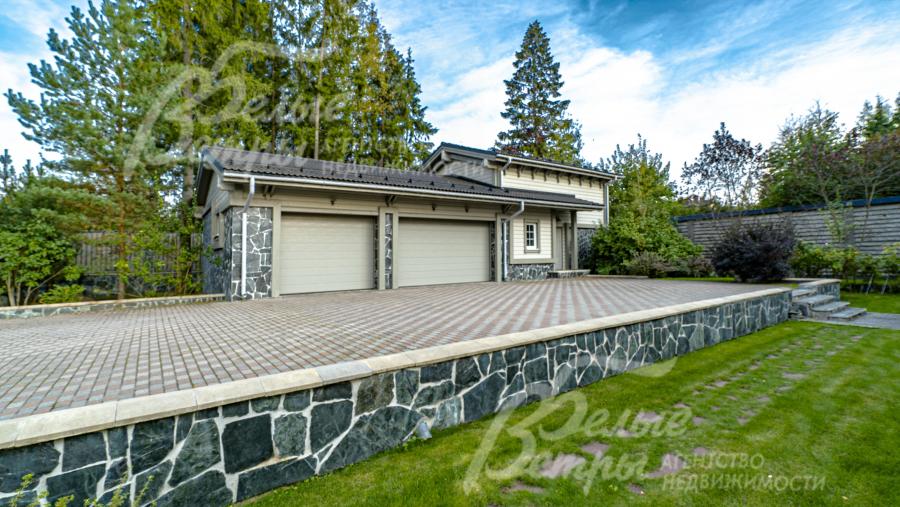 Гараж на 2 авто с квартирой для персонала